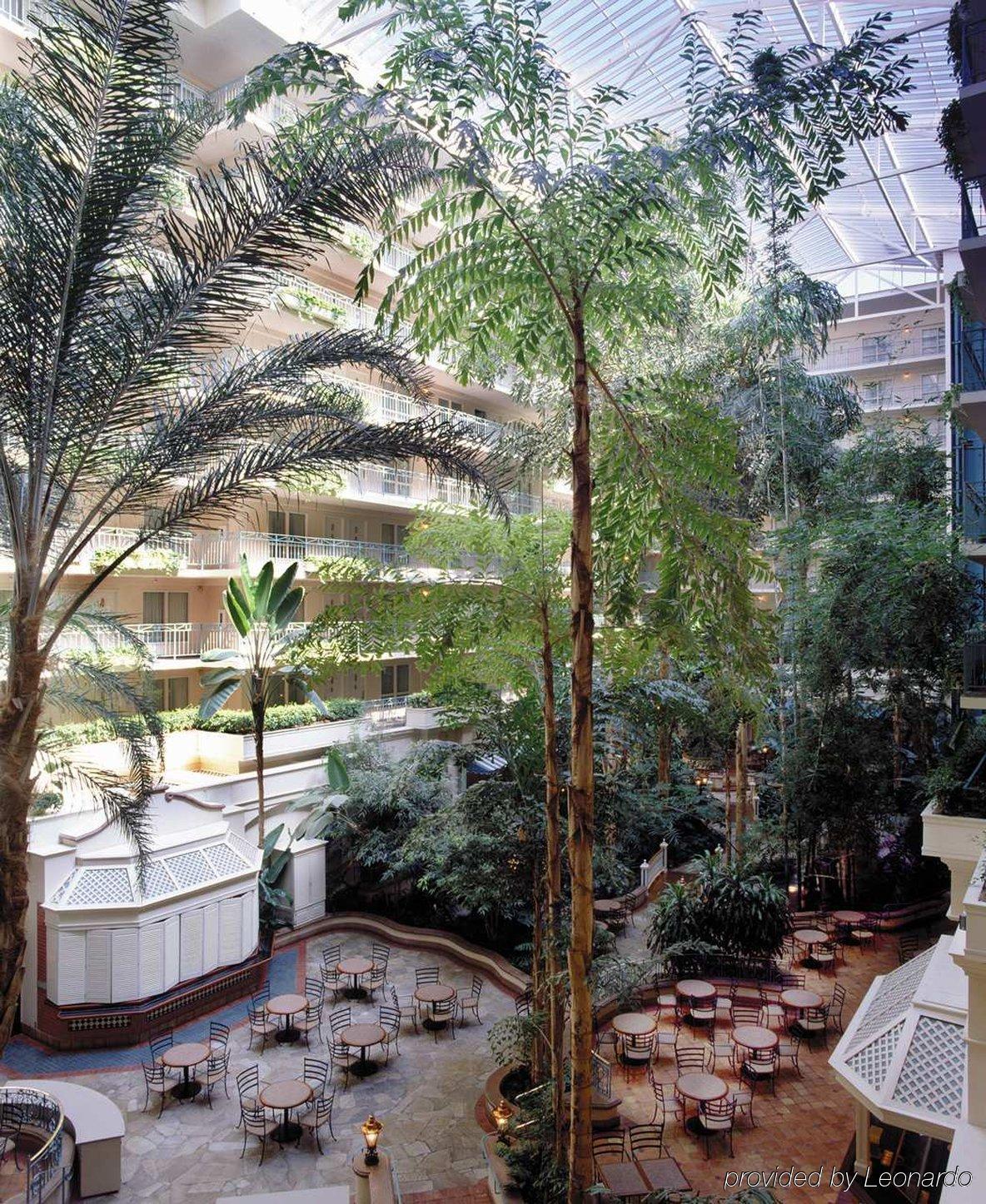 Embassy Suites San Francisco Airport - Waterfront Бърлингейм Интериор снимка