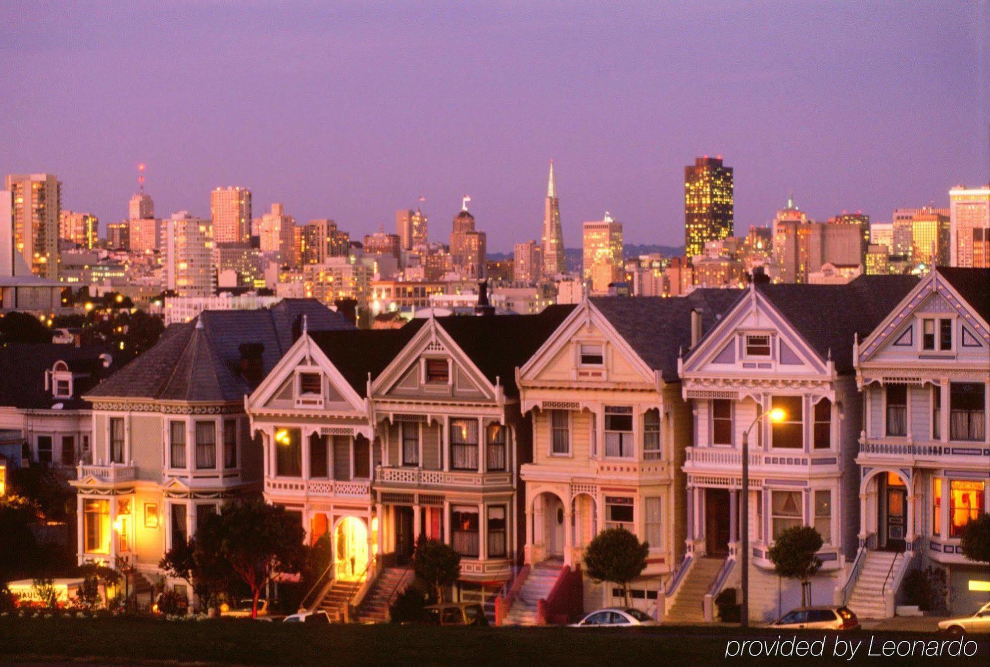 Embassy Suites San Francisco Airport - Waterfront Бърлингейм Екстериор снимка